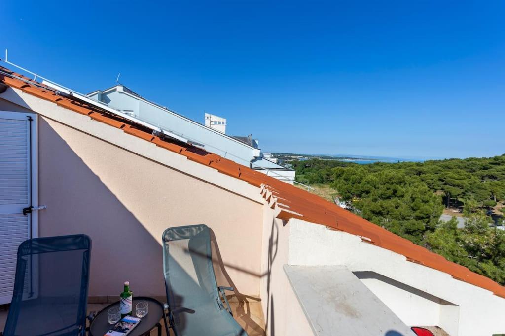 Apartments Punta Premantura Exterior photo