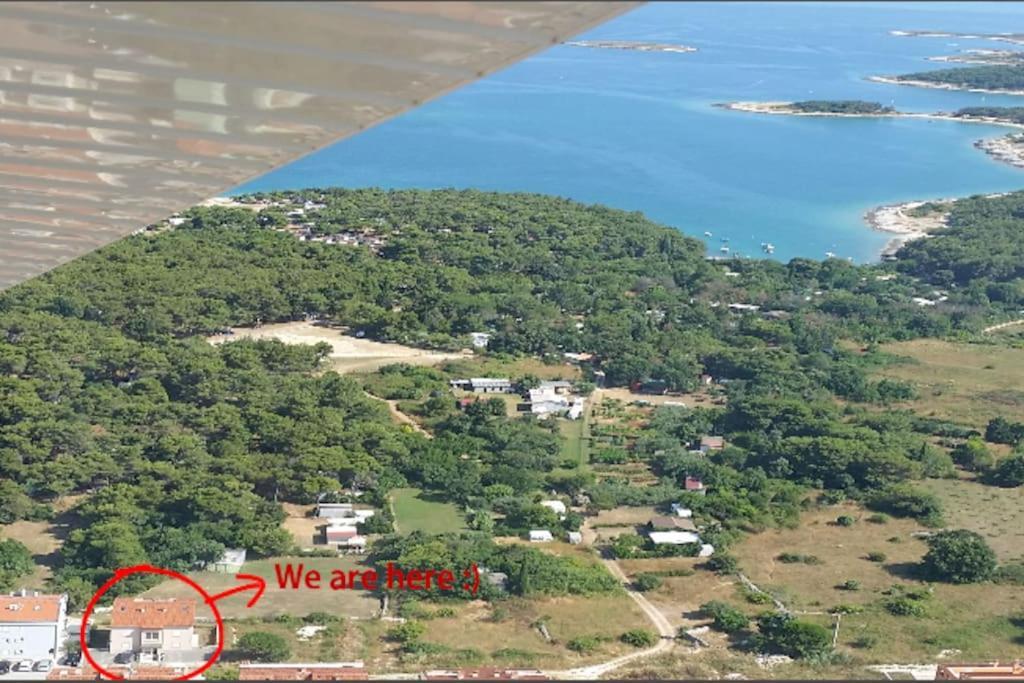 Apartments Punta Premantura Exterior photo